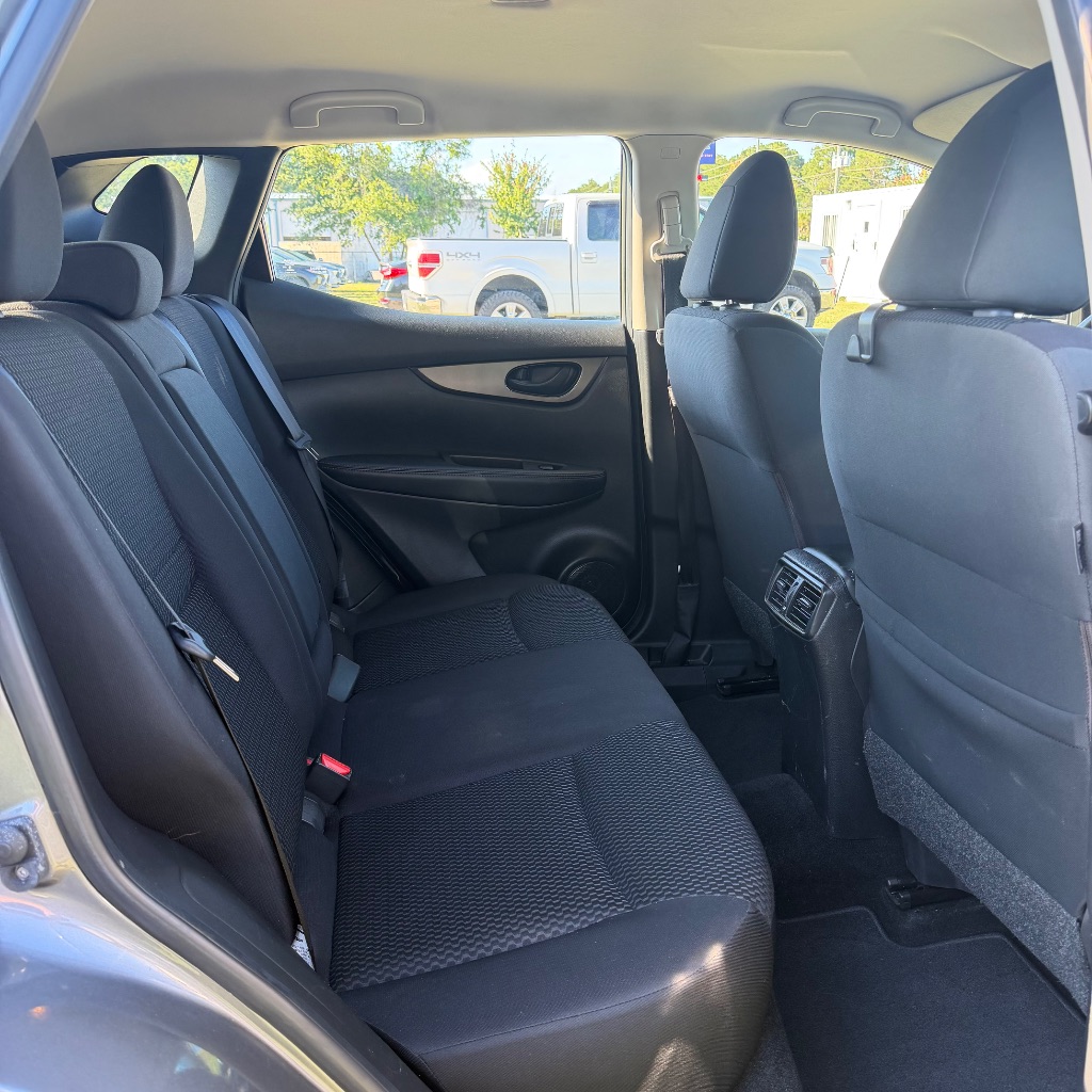 2018 Nissan Rogue Sport S - Photo 16