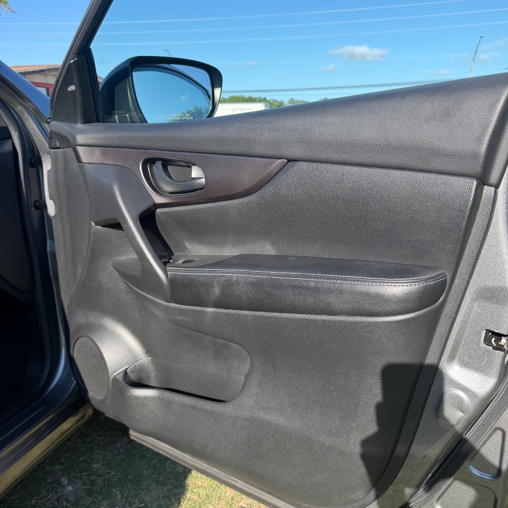 2018 Nissan Rogue Sport S - Photo 17