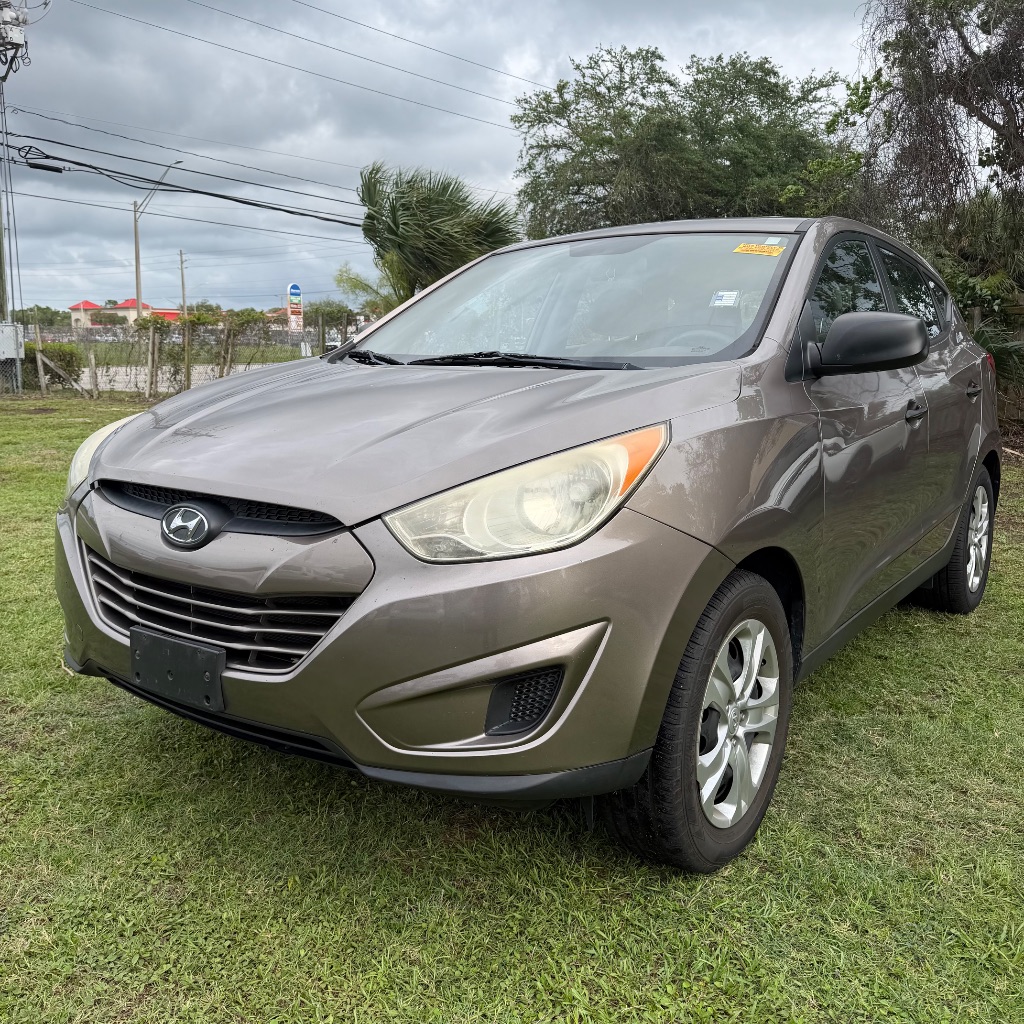 2011 Hyundai Tucson GL FWD Auto's photo