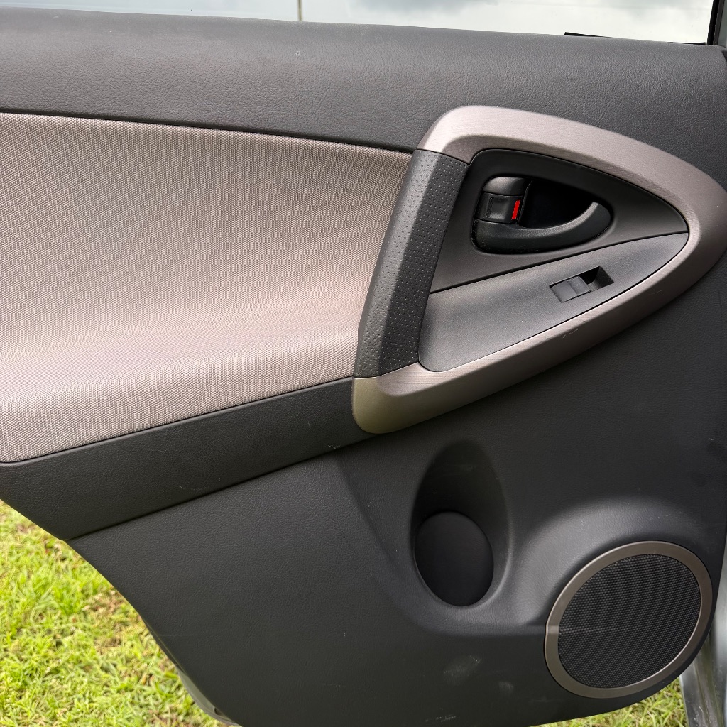 2008 Toyota RAV4 Base - Photo 12