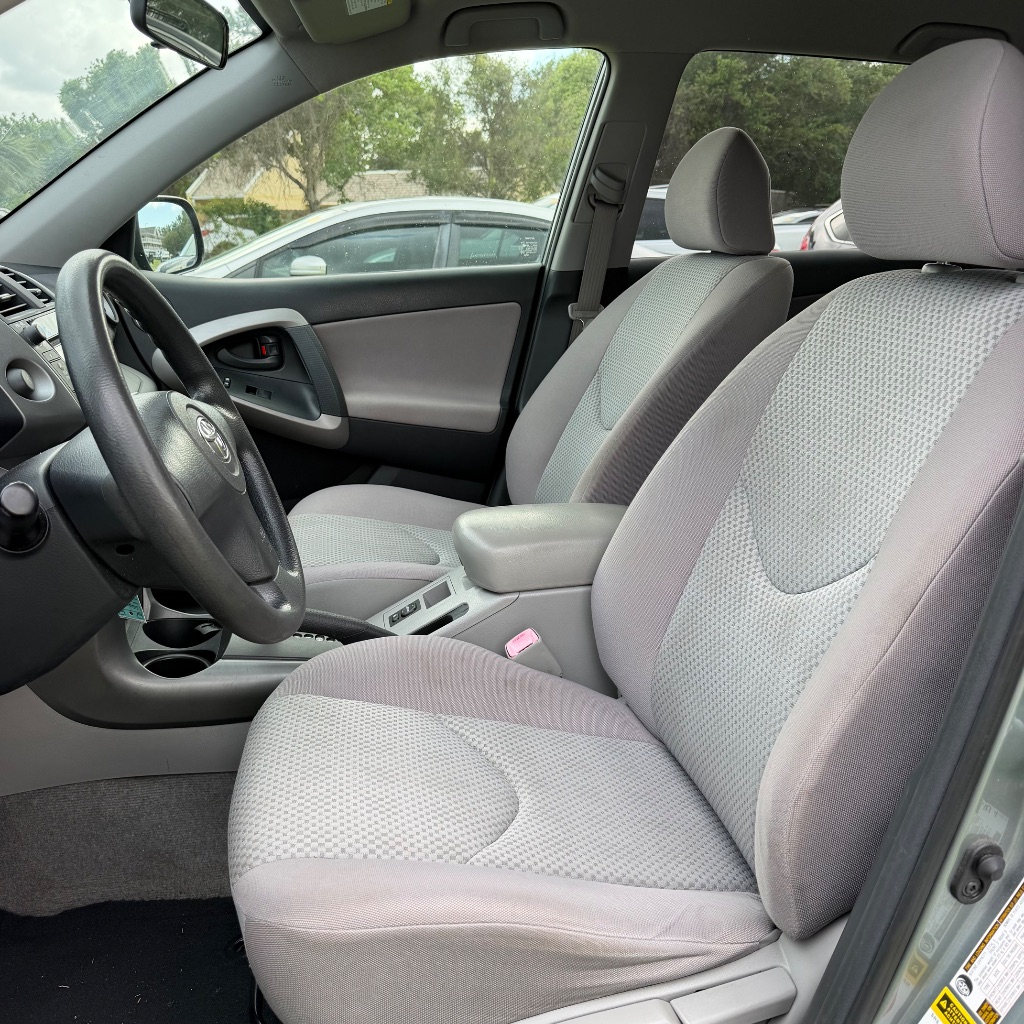 2008 Toyota RAV4 Base - Photo 9