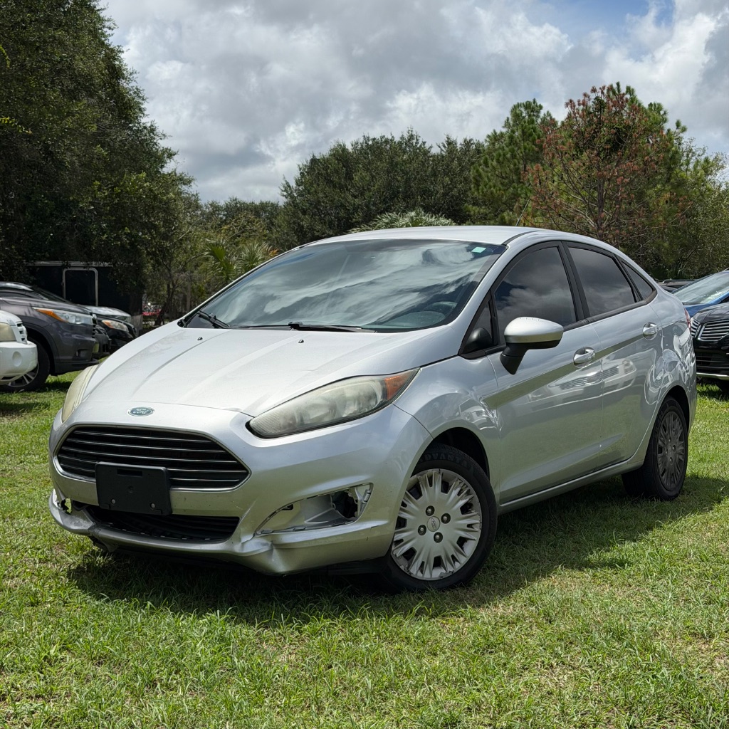 2017 Ford Fiesta S - Photo 31