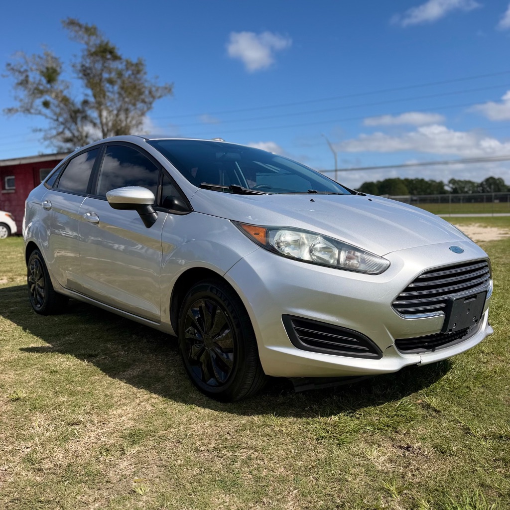 2017 Ford Fiesta S - Photo 7