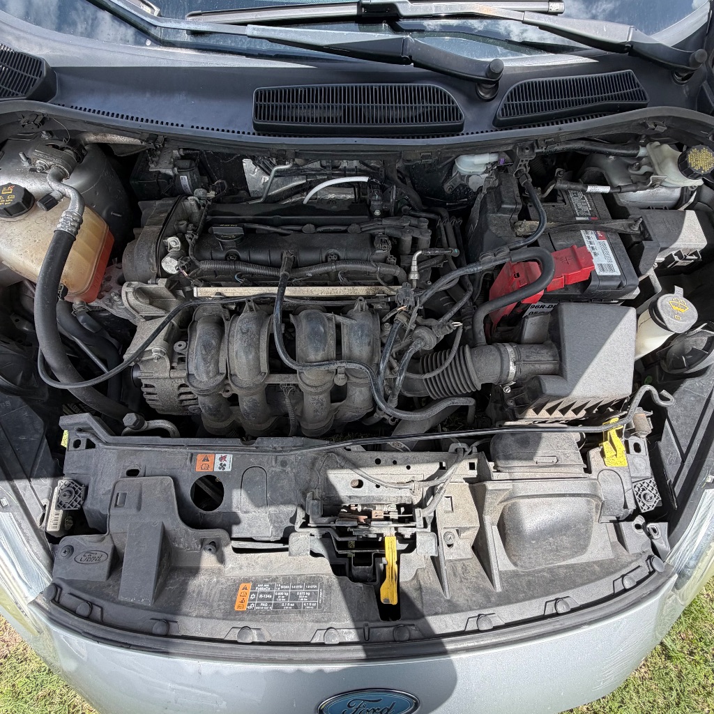 2017 Ford Fiesta S - Photo 25