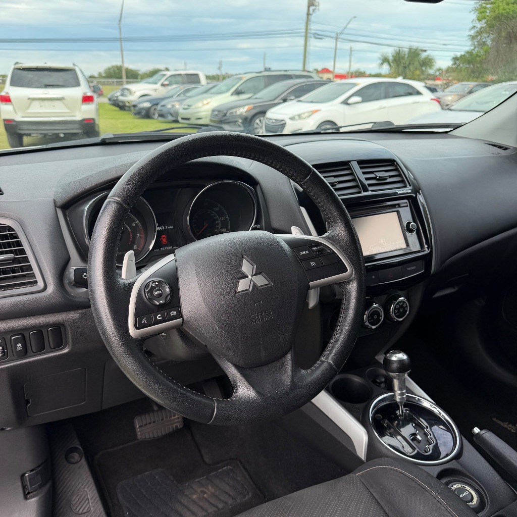 2014 Mitsubishi Outlander Sport SE - Photo 15