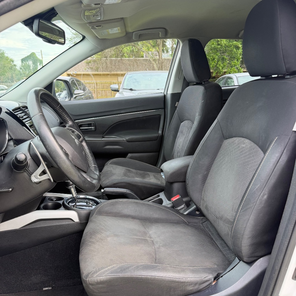 2014 Mitsubishi Outlander Sport SE - Photo 14