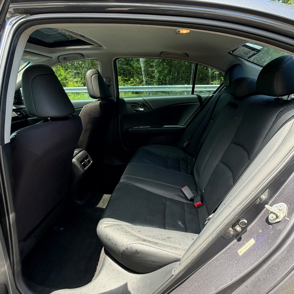 2013 Honda Accord EX-L - Photo 14