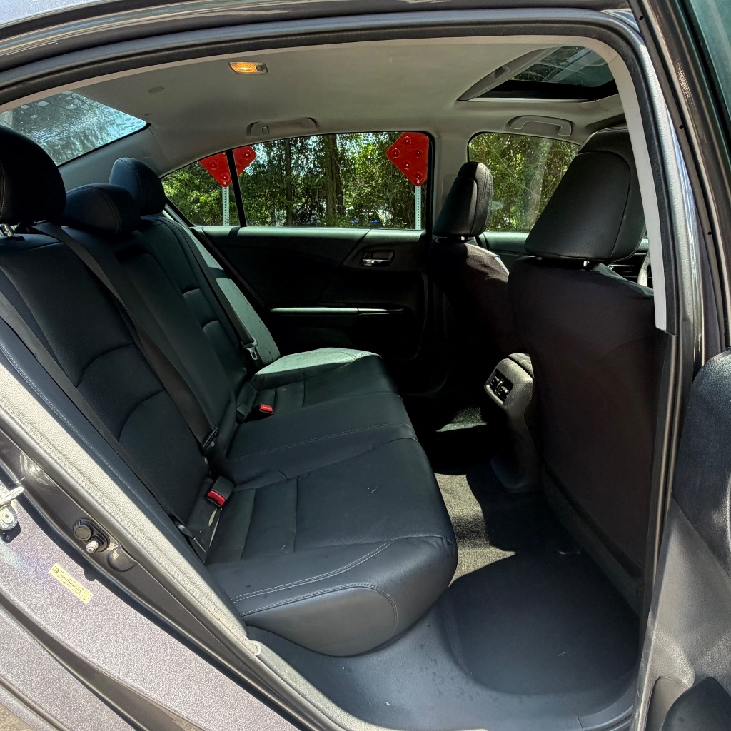 2013 Honda Accord EX-L - Photo 17