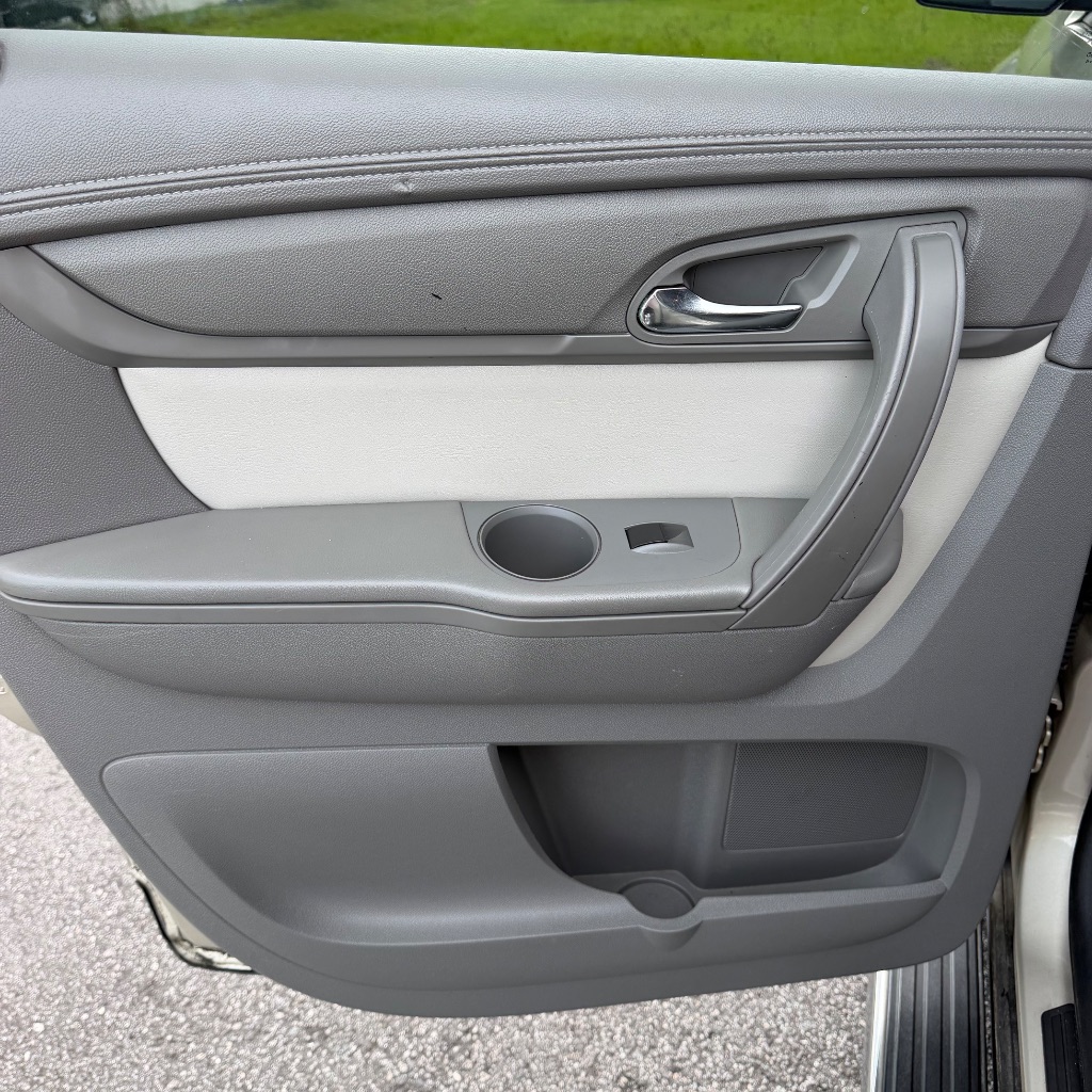 2014 GMC Acadia SLE2 - Photo 16