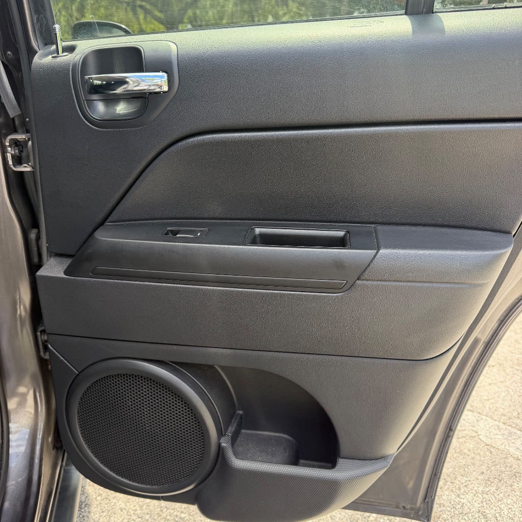 2016 Jeep Compass Sport - Photo 15