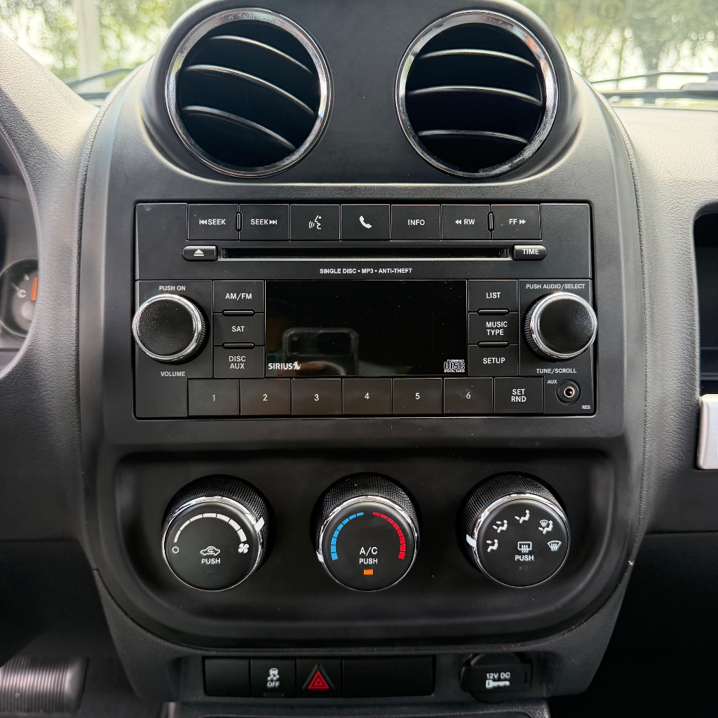 2016 Jeep Compass Sport - Photo 24