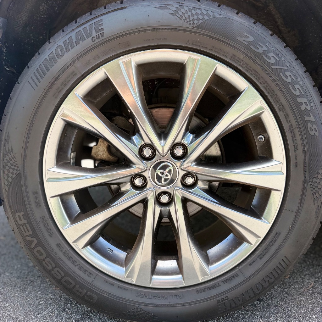 2018 Toyota RAV4 Limited - Photo 37
