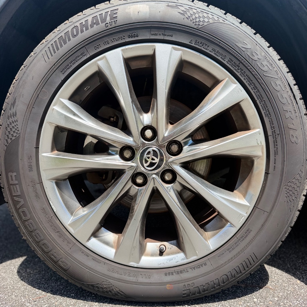 2018 Toyota RAV4 Limited - Photo 35