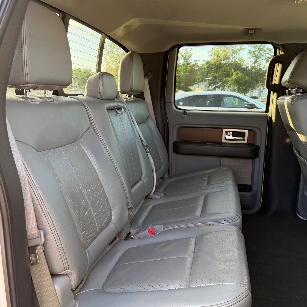 2013 Ford F-150 Lariat - Photo 11
