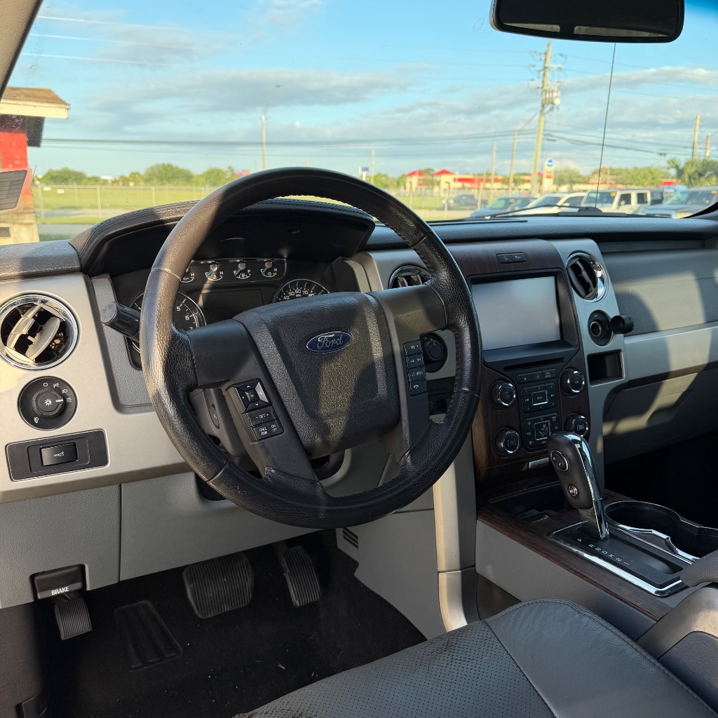 2013 Ford F-150 Lariat - Photo 9