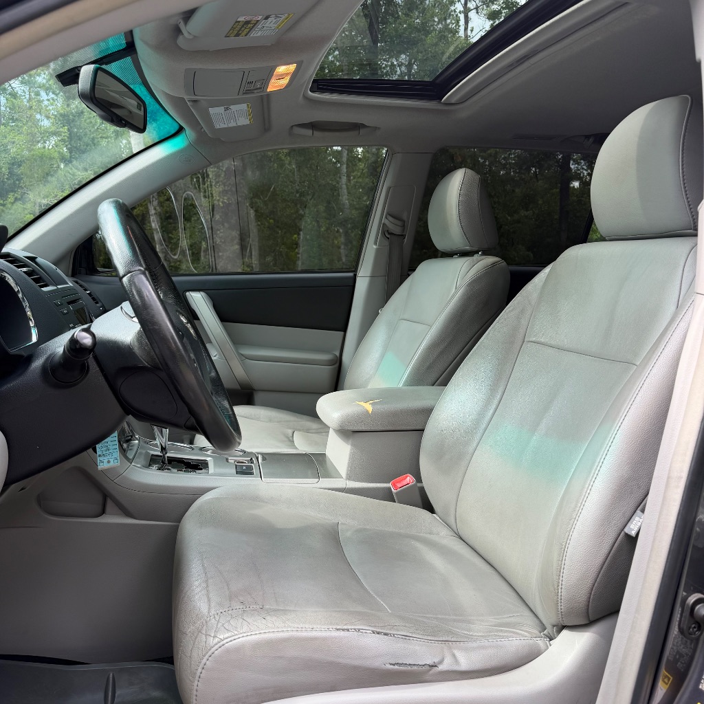 2012 Toyota Highlander SE - Photo 15