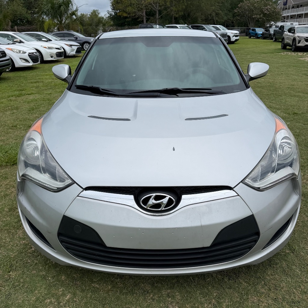2012 Hyundai Veloster Base - Photo 6