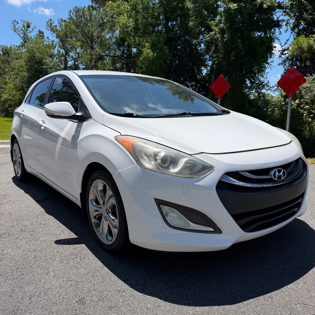 2014 Hyundai Elantra GT Base - Photo 7