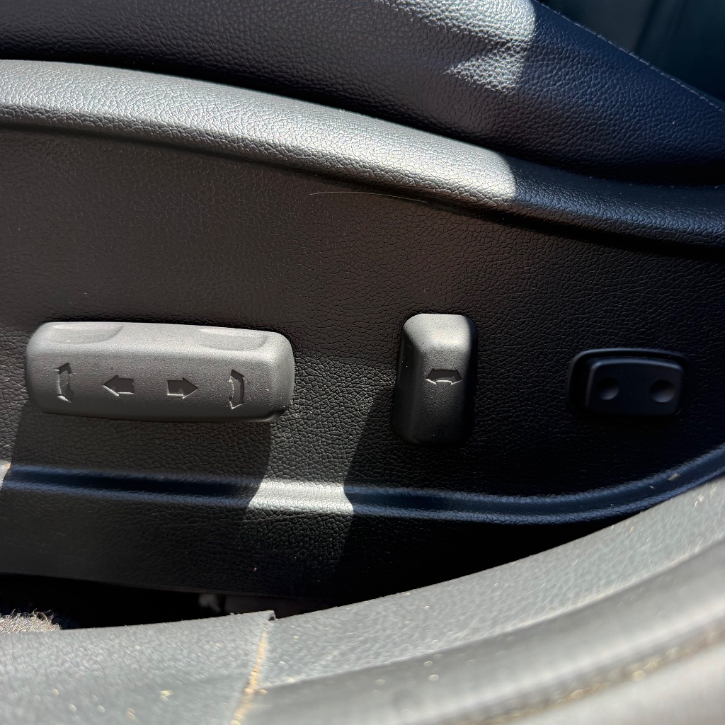 2014 Hyundai Elantra GT Base - Photo 17