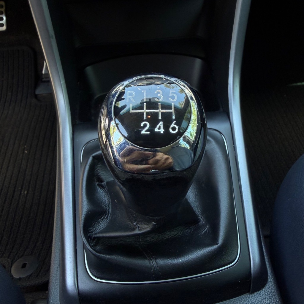 2014 Hyundai Elantra GT Base - Photo 27