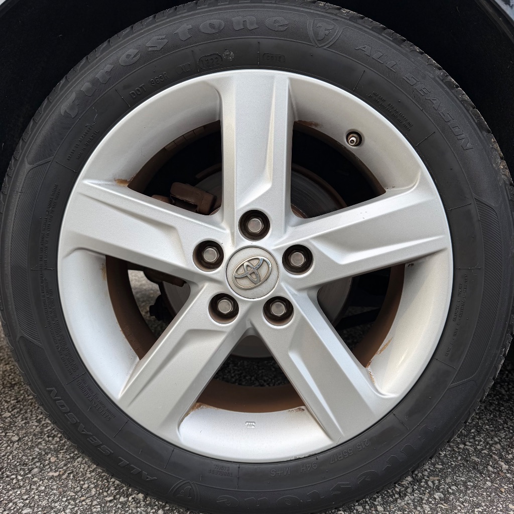 2014 Toyota Camry SE - Photo 25