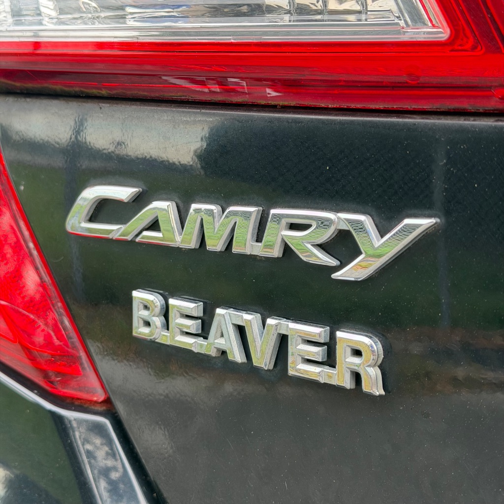 2014 Toyota Camry SE - Photo 22