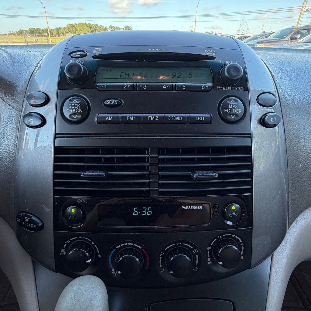 2007 Toyota Sienna CE - Photo 23